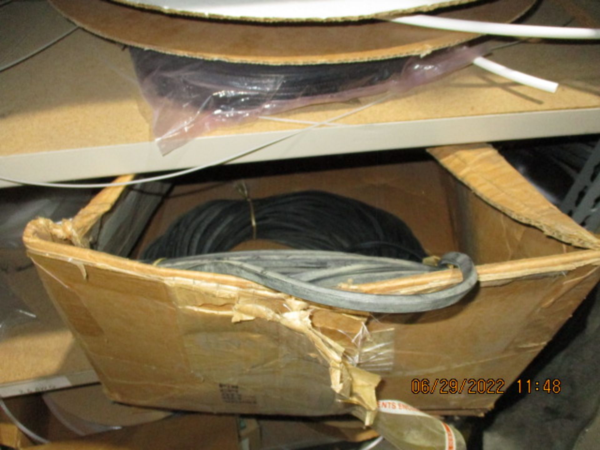 CONTENTS OF SHELVING UNIT CONSISTING OF ASSORTMENT OF TUBING - Image 11 of 12