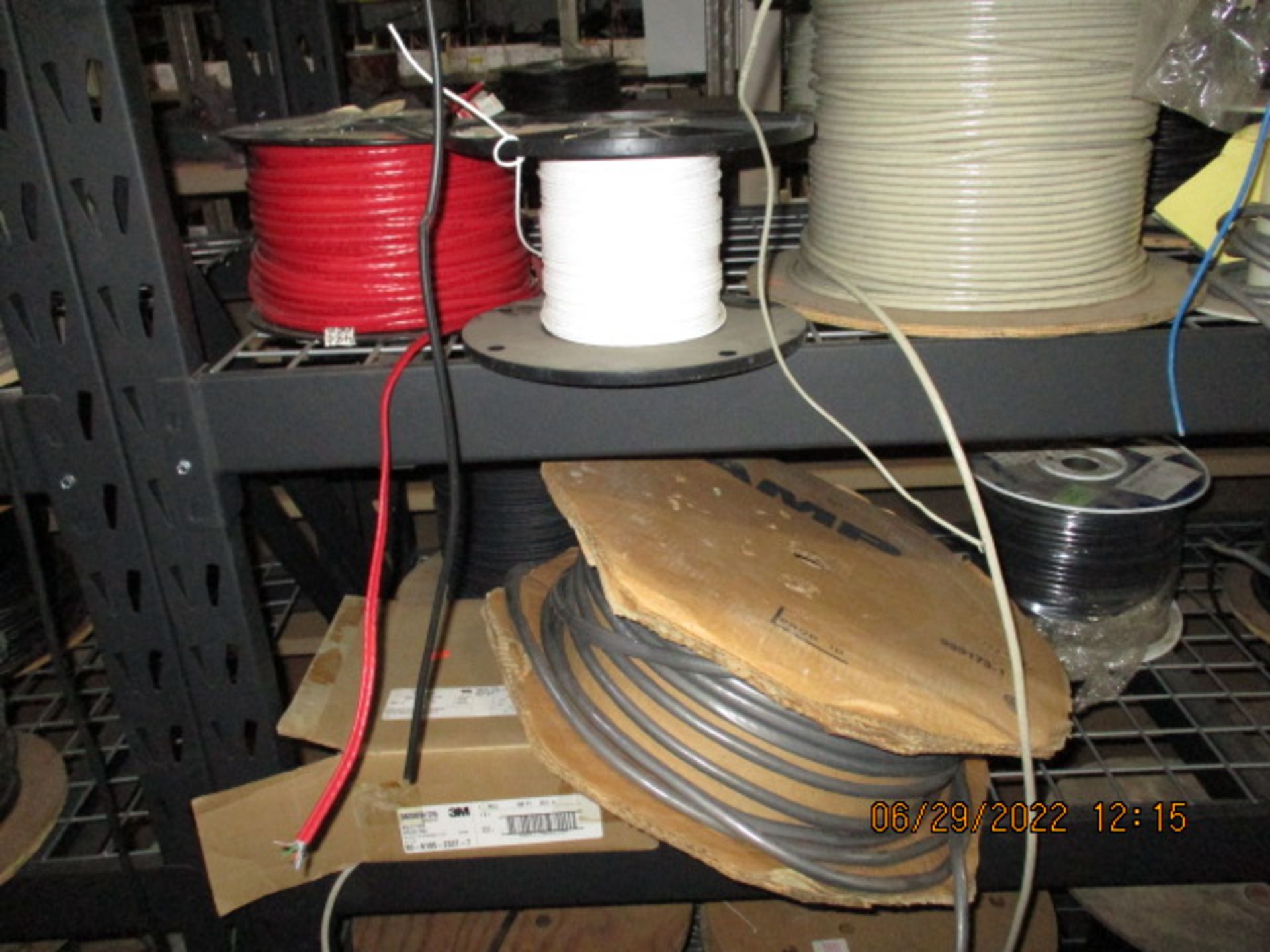 CONTENTS OF SHELVING UNIT CONSISTING OF ASSORTMENT OF CABLE/WIRE - Image 5 of 11