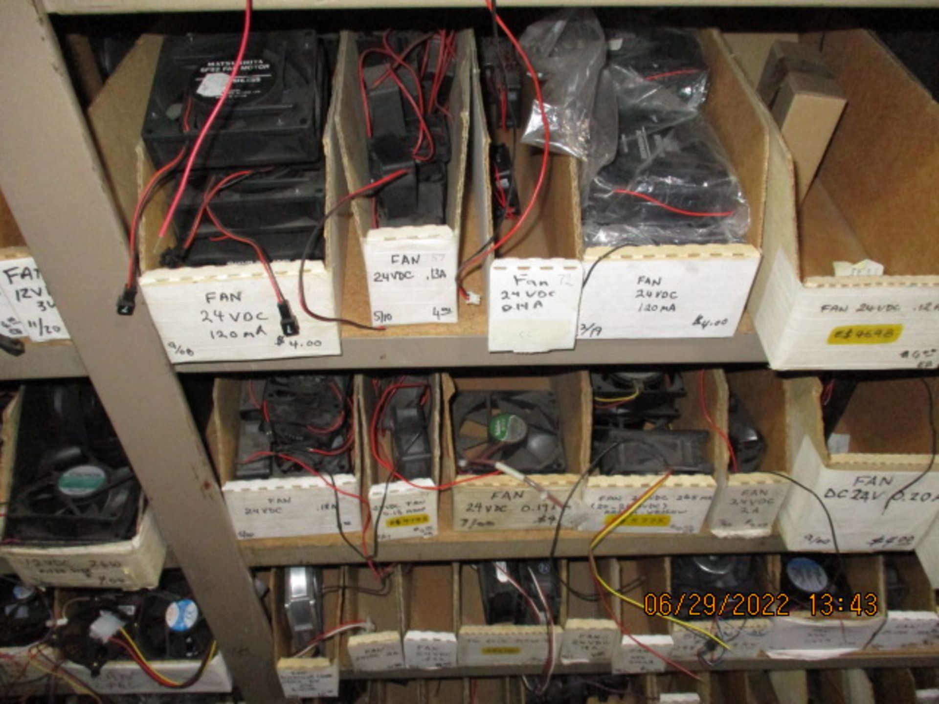 CONTENTS OF SHELVING UNIT CONSISTING OF ASSORTMENT OF FANS - Image 10 of 15