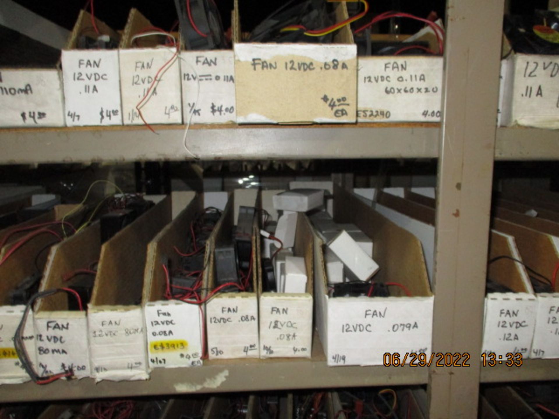 CONTENTS OF SHELVING UNIT CONSISTING OF ASSORTMENT OF FANS - Image 6 of 20