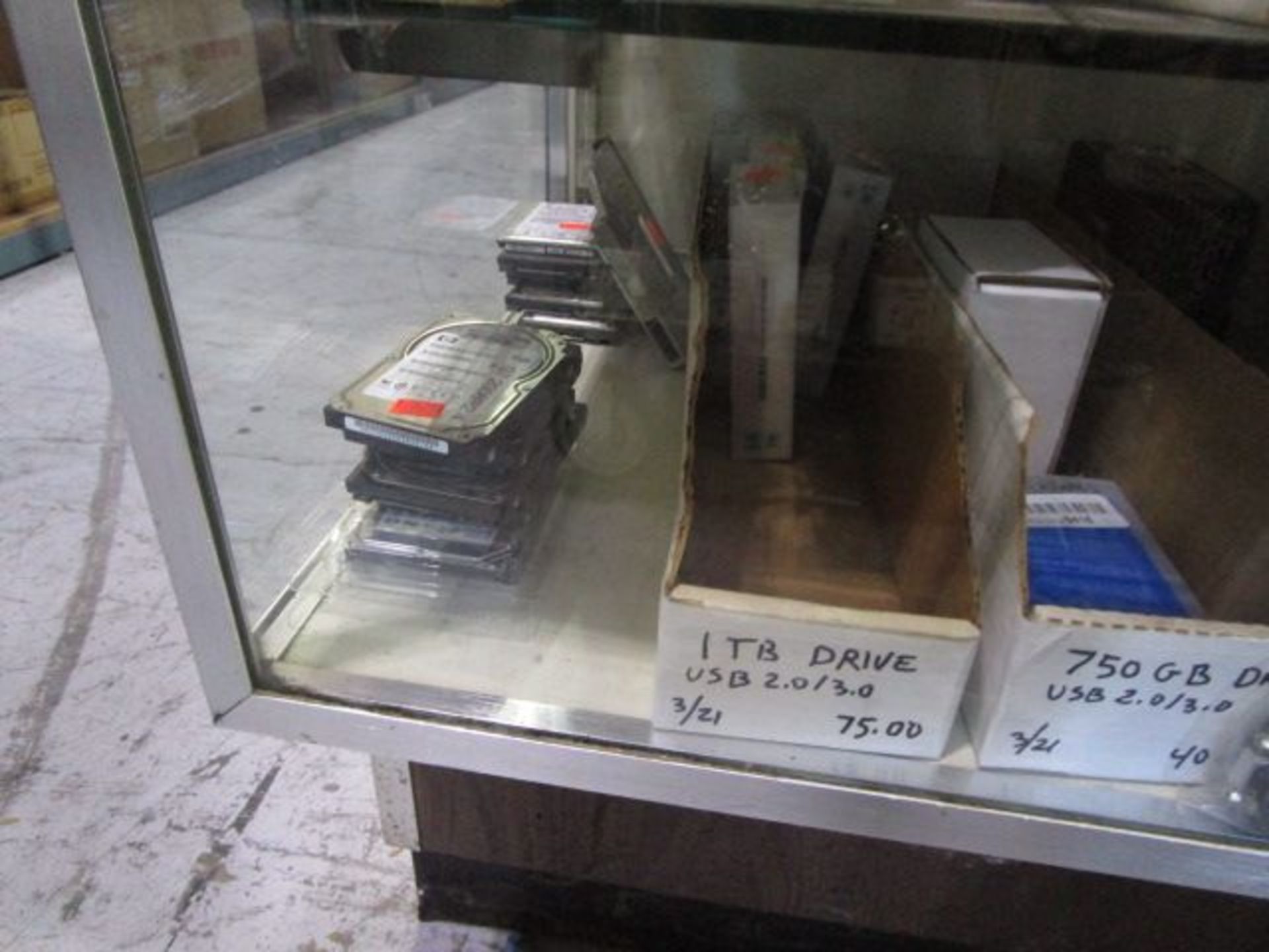 SHELVING UNIT OF THYRISTOR, POWER MODULE DIODES, VACUUM CAPS, GB HARD DRIVES - Image 12 of 12