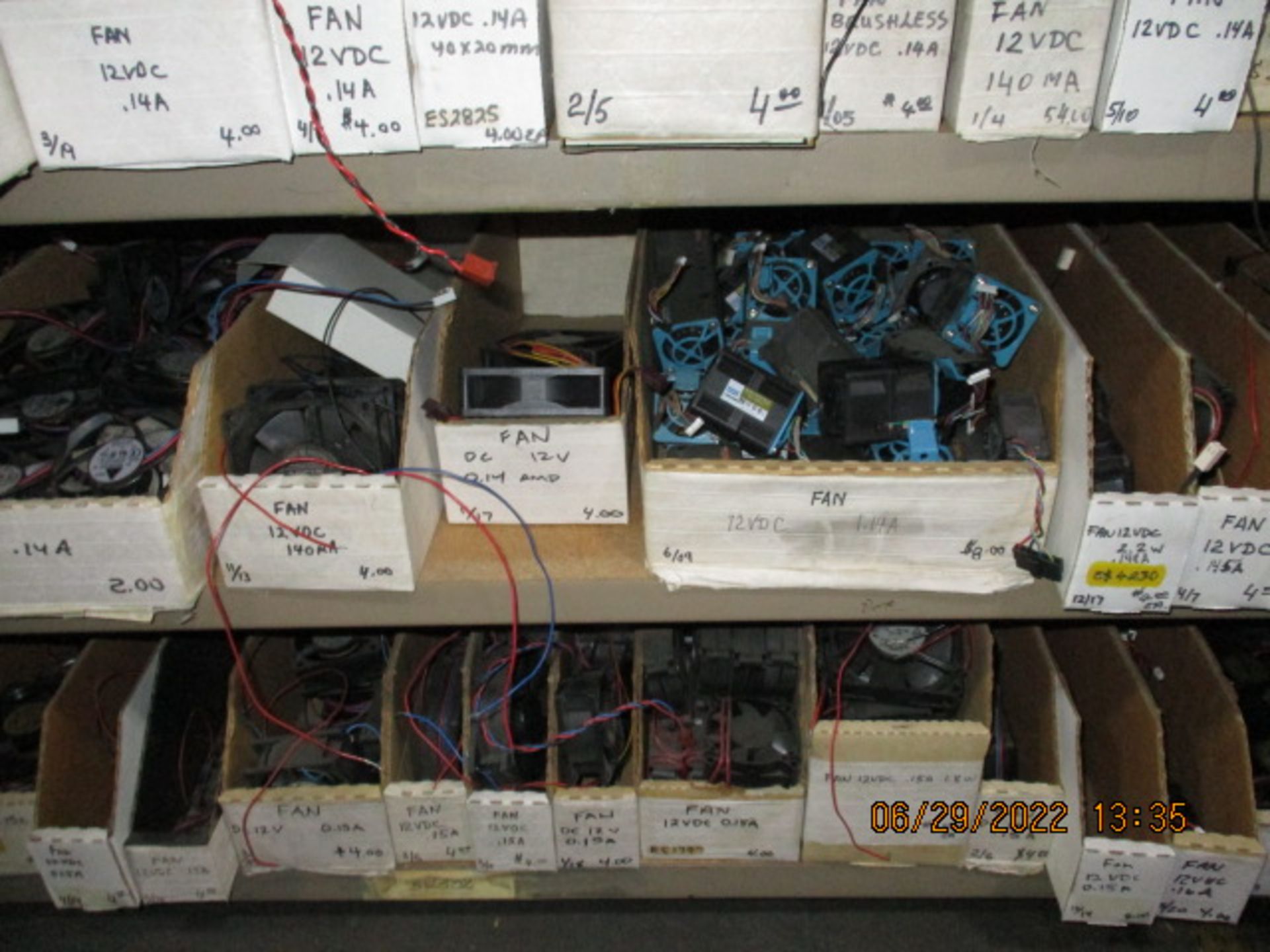 CONTENTS OF SHELVING UNIT CONSISTING OF ASSORTMENT OF FANS - Image 12 of 13
