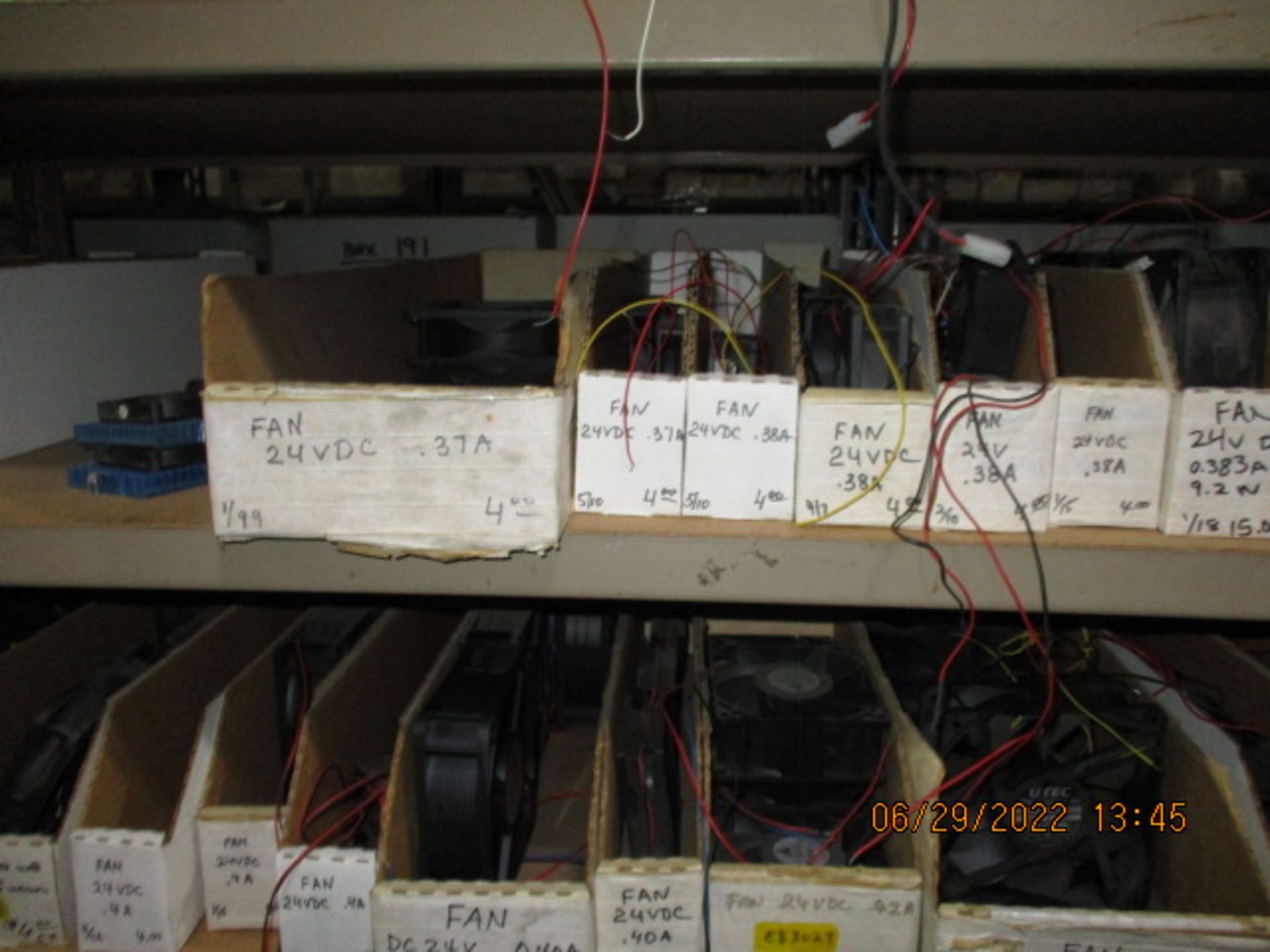 CONTENTS OF SHELVING UNIT CONSISTING OF ASSORTMENT OF FANS - Image 6 of 13