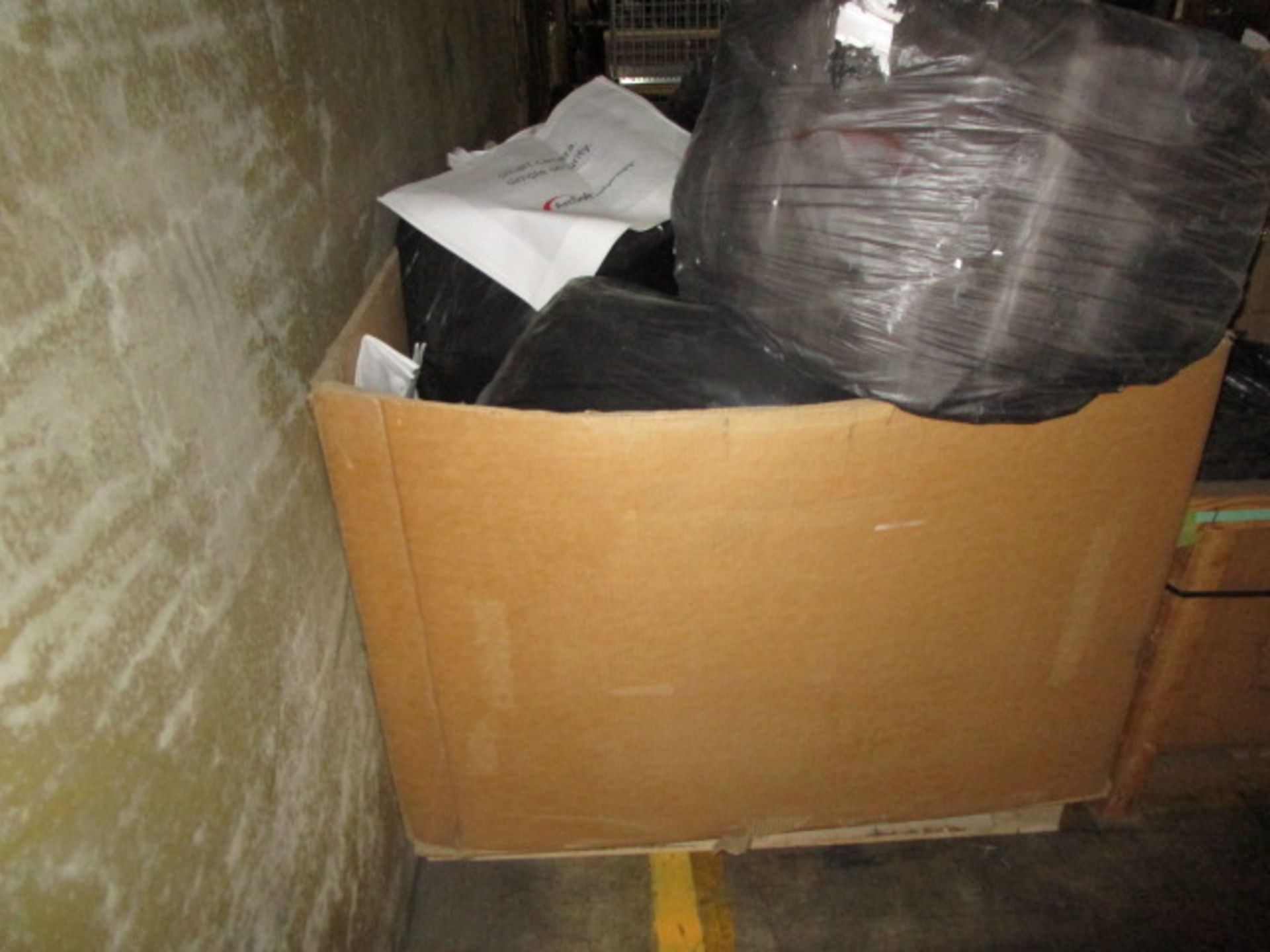 PALLET OF MESH BAGS/TOTES - Image 6 of 6