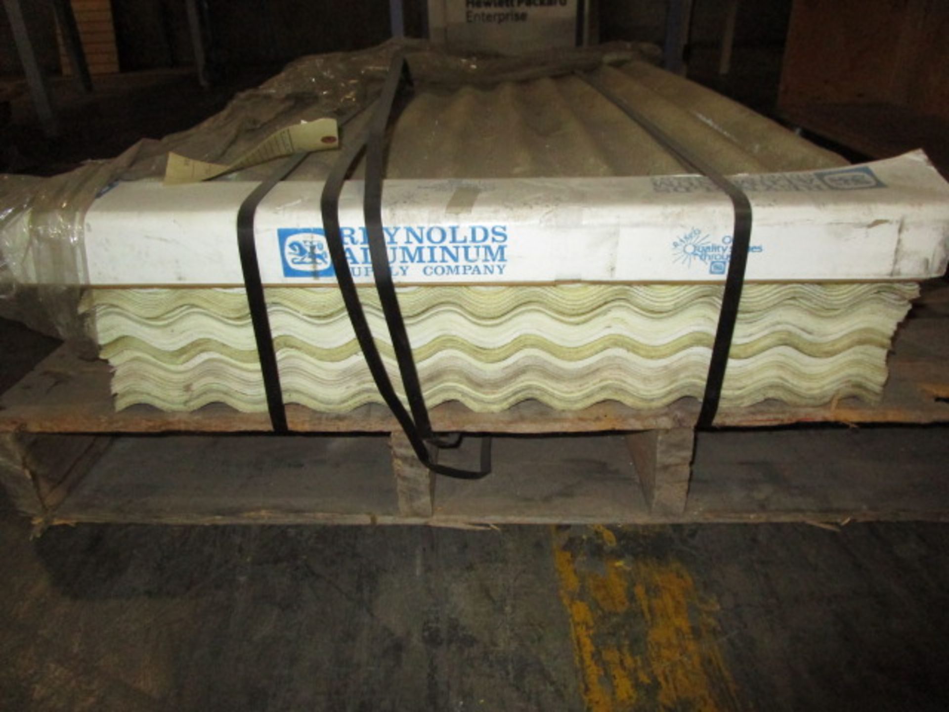 PALLET OF ALUMINUM ROOF TOPS - Image 3 of 5