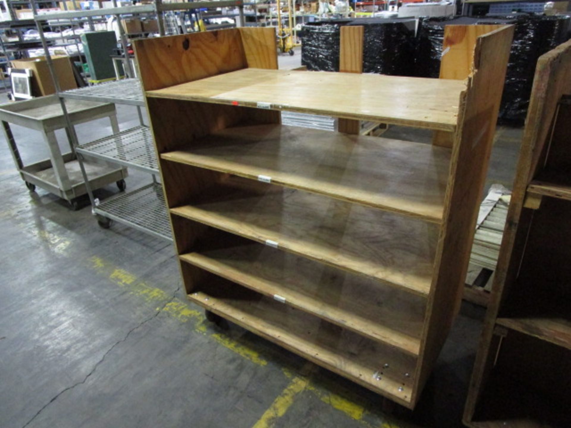 LOT TO INLCUDE 5 SHELF MOVING W/ WHEELS - Image 2 of 3