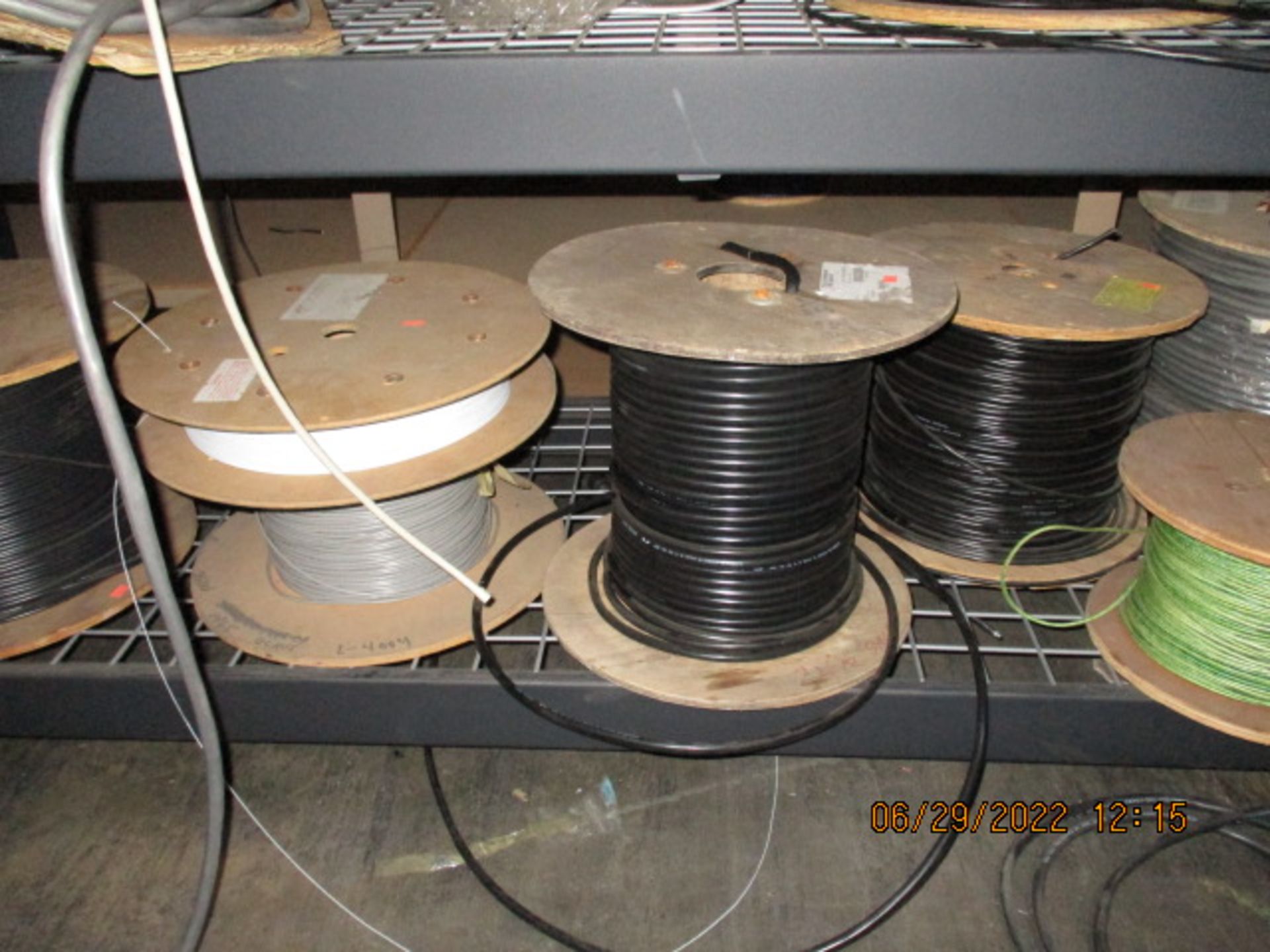 CONTENTS OF SHELVING UNIT CONSISTING OF ASSORTMENT OF CABLE/WIRE - Image 9 of 11