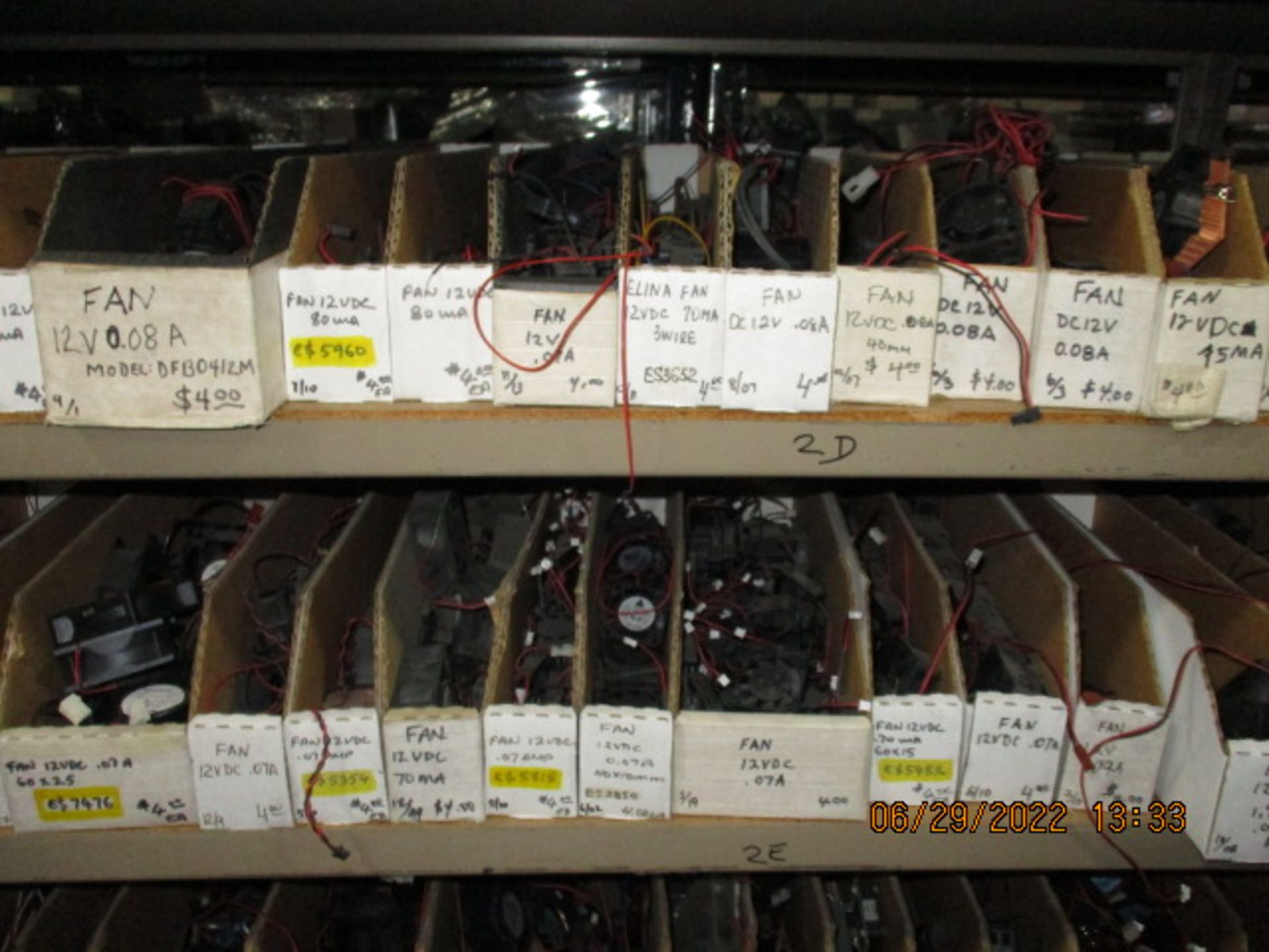 CONTENTS OF SHELVING UNIT CONSISTING OF ASSORTMENT OF FANS - Image 10 of 20