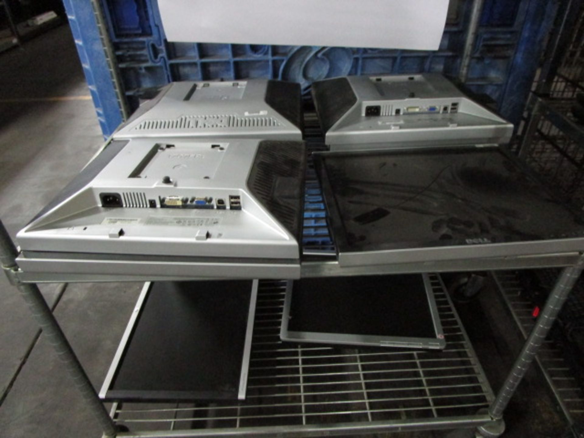 RACK OF DELL & HP MONITORS - Image 4 of 8