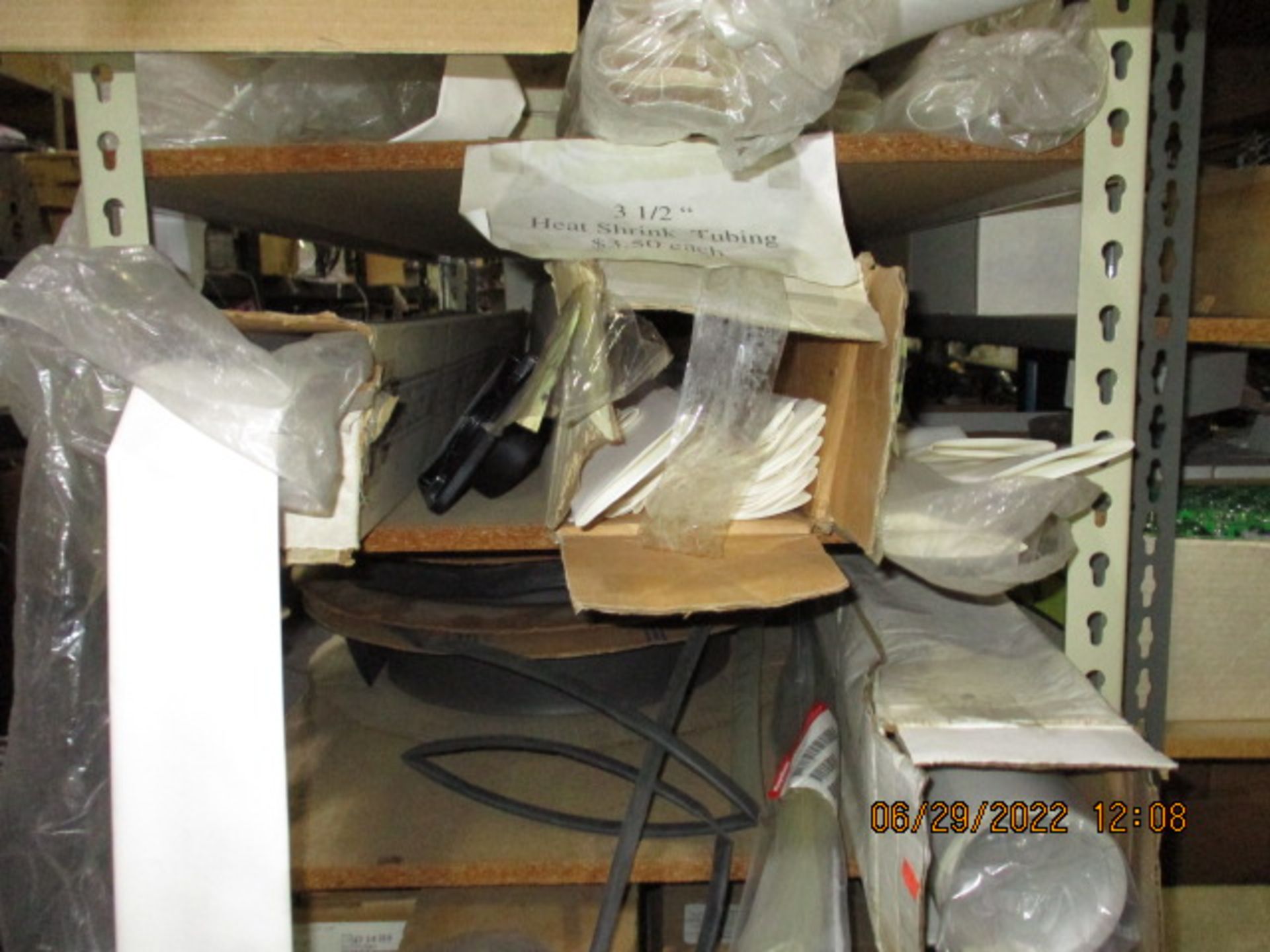 CONTENTS OF SHELVING UNIT CONSISTING OF ASSORTMENT OF TUBING - Image 8 of 13