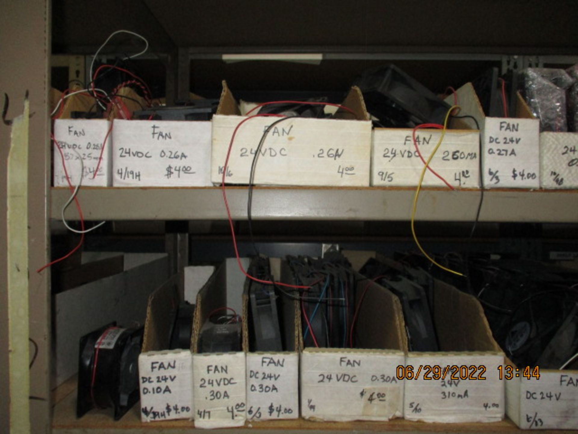CONTENTS OF SHELVING UNIT CONSISTING OF ASSORTMENT OF FANS - Image 2 of 13