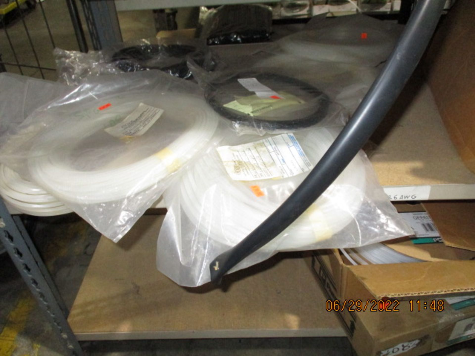 CONTENTS OF SHELVING UNIT CONSISTING OF ASSORTMENT OF TUBING - Image 9 of 12