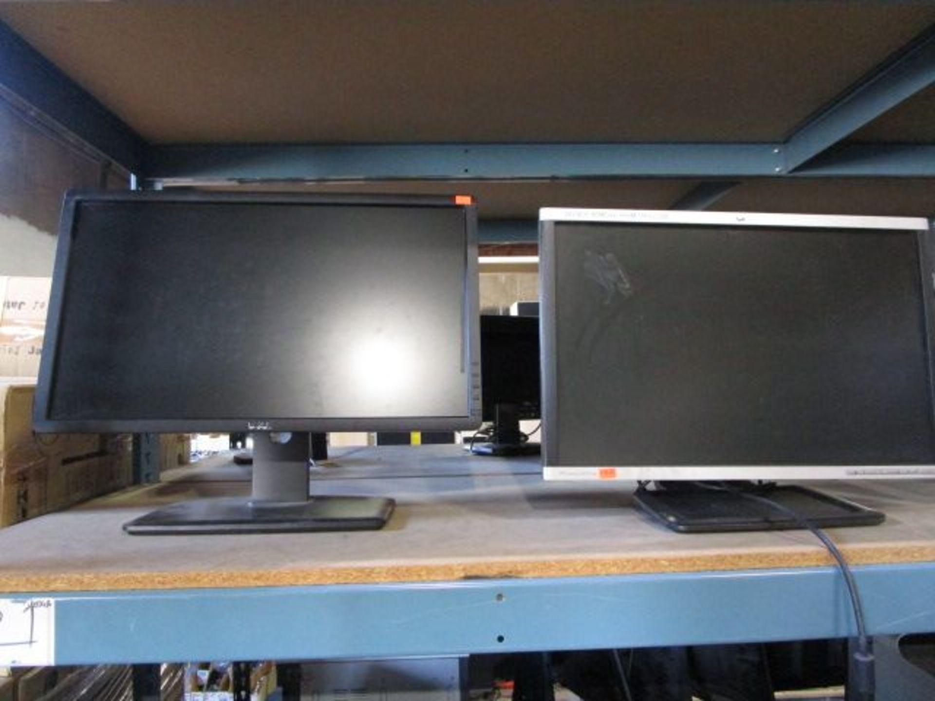 SHELVING UNIT OF MONITORS AND COMPUTERS - Image 2 of 9