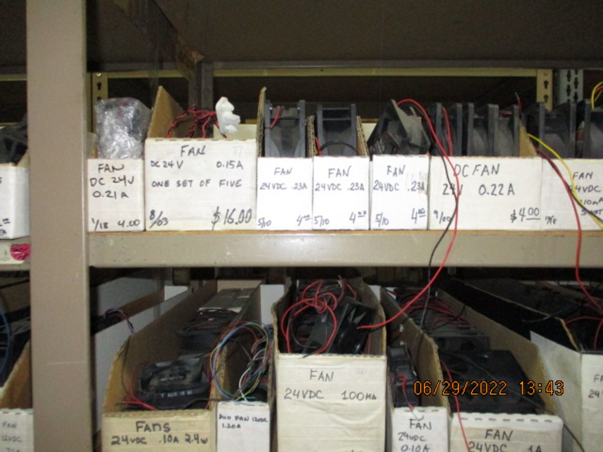 CONTENTS OF SHELVING UNIT CONSISTING OF ASSORTMENT OF FANS - Image 2 of 15