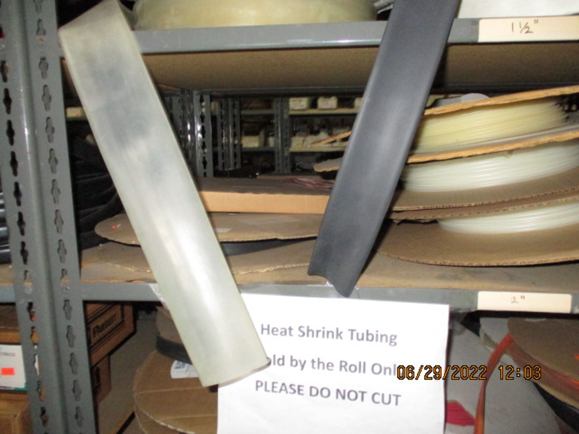 CONTENTS OF SHELVING UNIT CONSISTING OF ASSORTMENT OF TUBING - Image 5 of 11