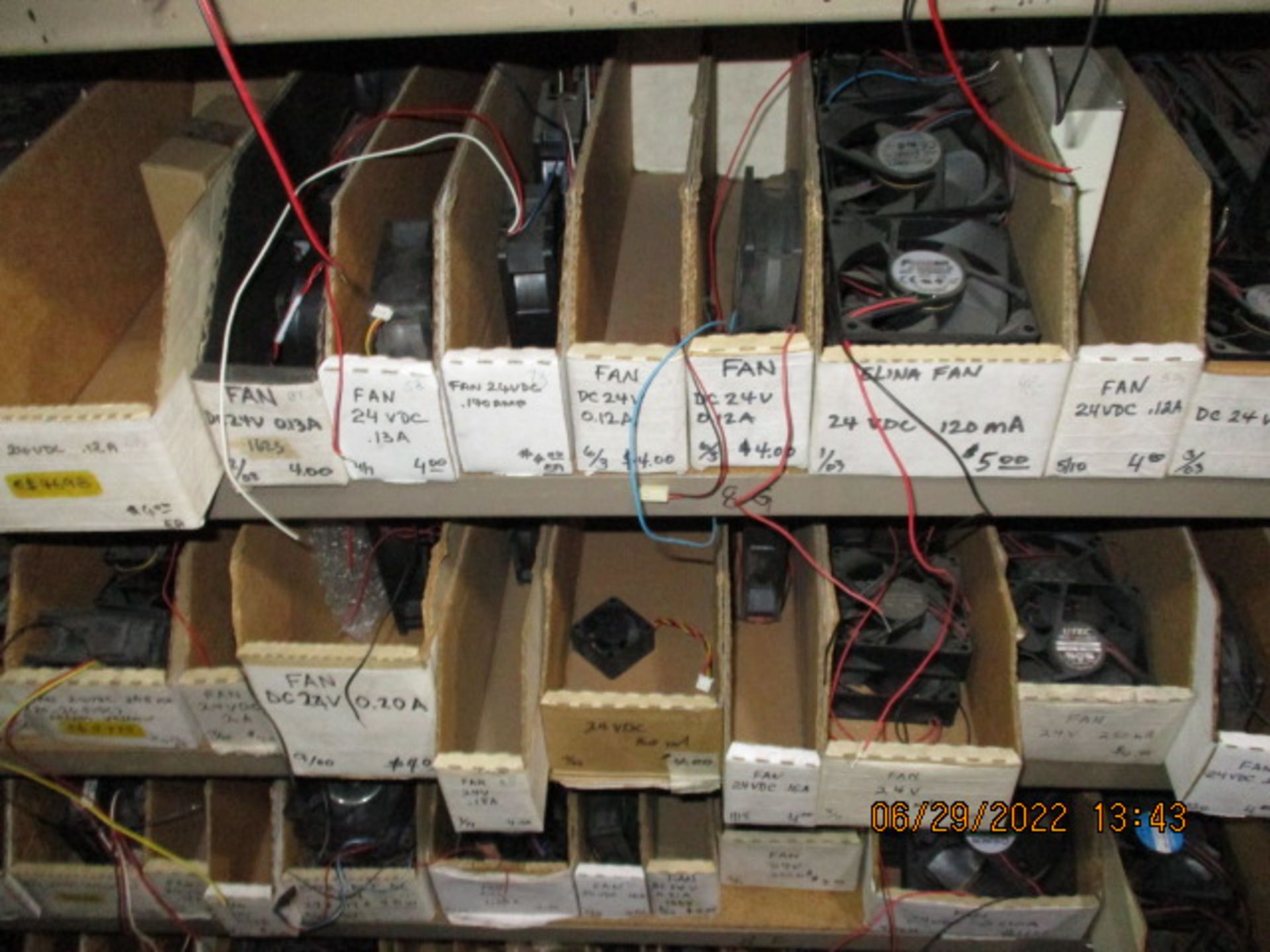 CONTENTS OF SHELVING UNIT CONSISTING OF ASSORTMENT OF FANS - Image 11 of 15