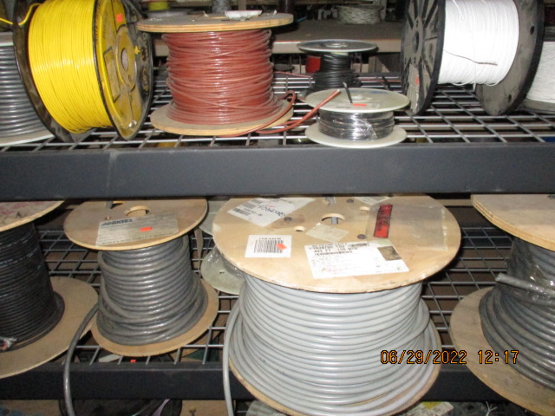 CONTENTS OF SHELVING UNIT CONSISTING OF ASSORTMENT OF CABLE/WIRE - Image 6 of 10