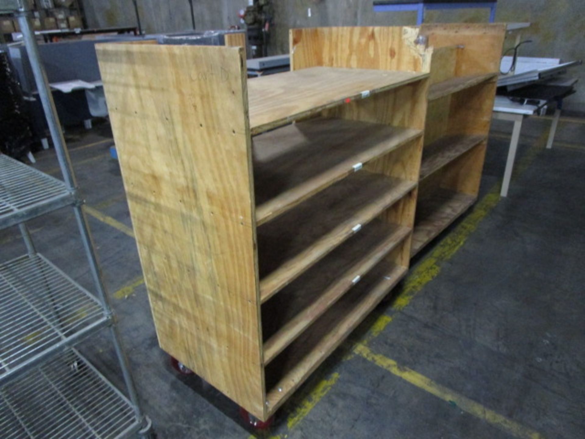 LOT TO INLCUDE 5 SHELF MOVING W/ WHEELS - Image 3 of 3