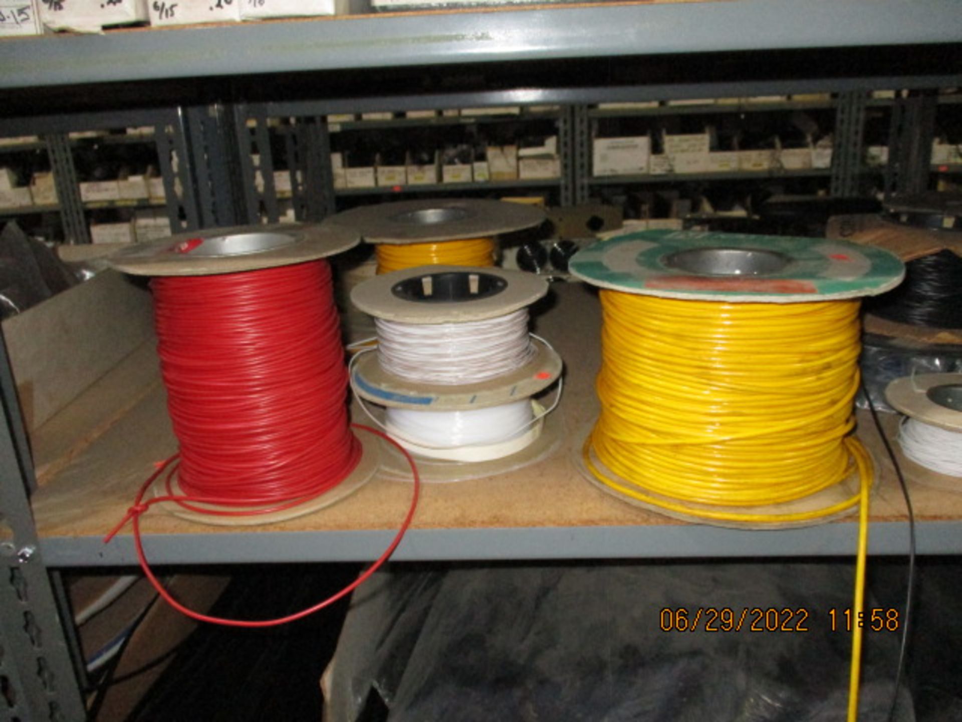 CONTENTS OF SHELVING UNIT CONSISTING OF ASSORTMENT OF TUBING AND HEATSINKS - Image 10 of 15