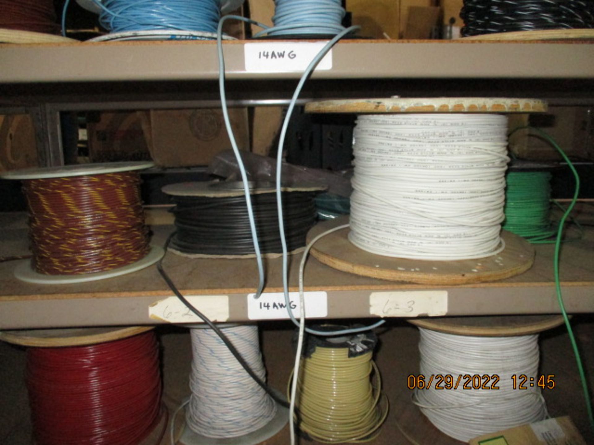 CONTENTS OF SHELVING UNIT CONSISTING OF ASSORTMENT OF CABLE/WIRE - Image 6 of 8