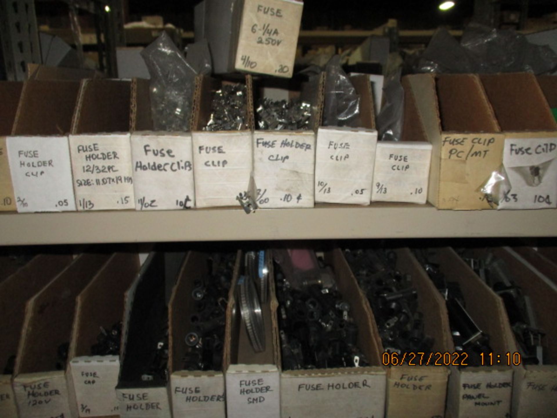 CONTENTS OF SHELVING UNIT CONSISTING OF ASSORTED FUSE HOLDERS - Image 3 of 7