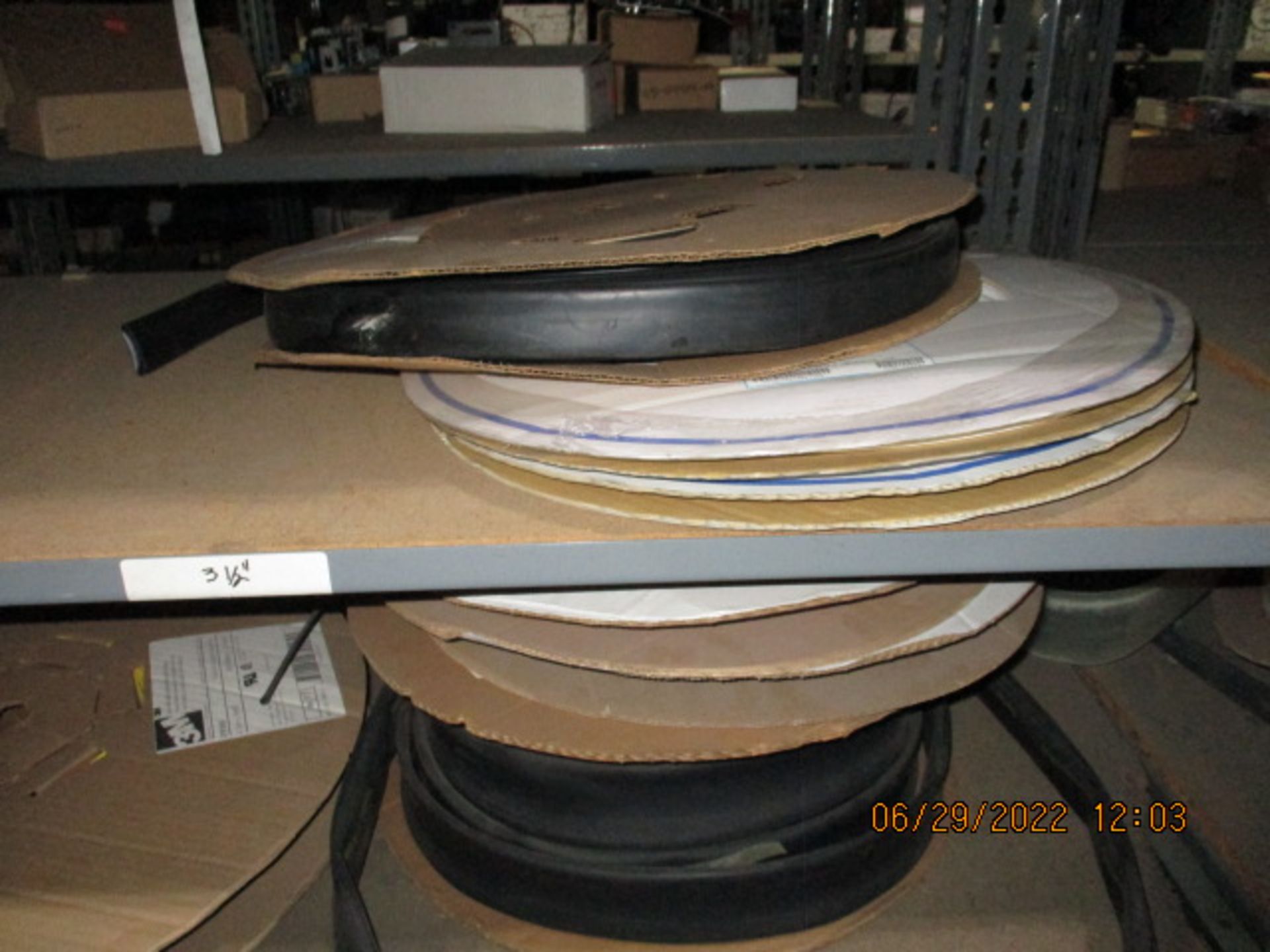 CONTENTS OF SHELVING UNIT CONSISTING OF ASSORTMENT OF TUBING - Image 10 of 11
