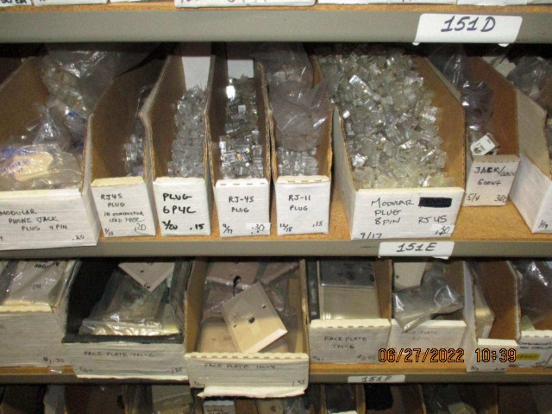 CONTENTS OF SHELVING UNIT CONSISTING OF FACE PLATES, PHONE BOXES, SWITCH PLATE COVERS, WALL - Image 4 of 6