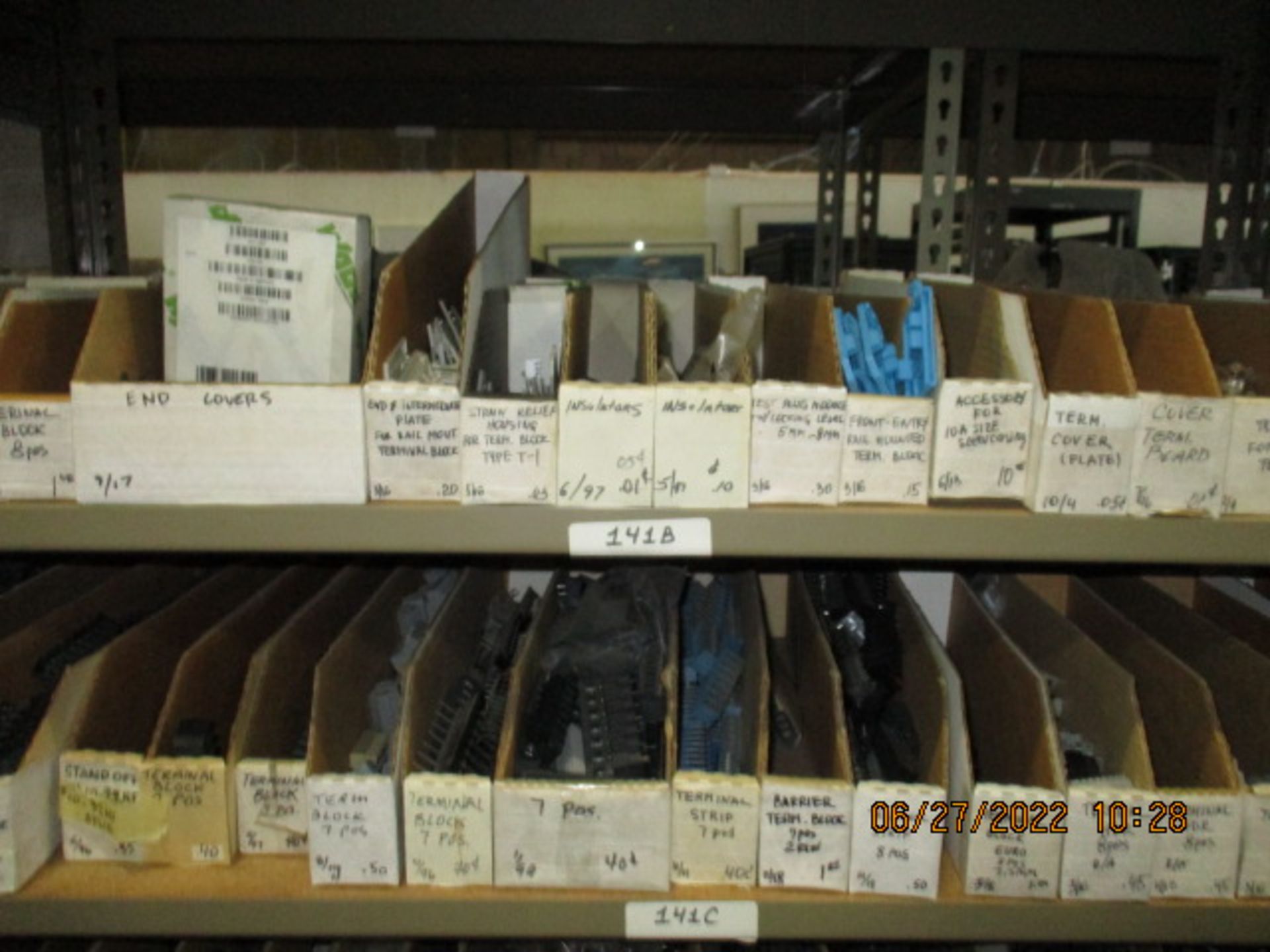 CONTENTS OF SHELVING UNIT CONSISTING OF INSULATORS, COVERS, 2-10 PIN CONNECTORS - Image 2 of 5