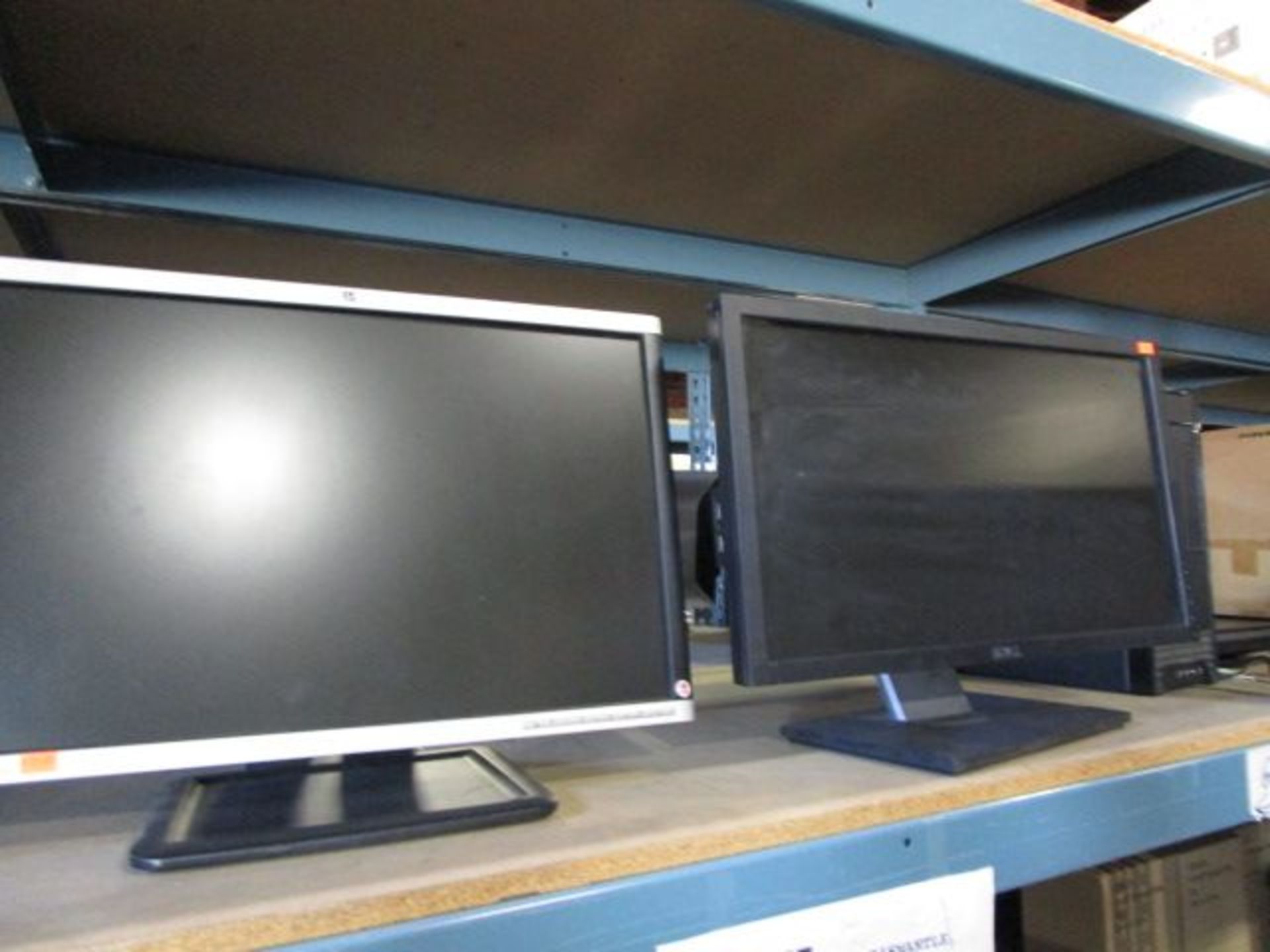 SHELVING UNIT OF MONITORS AND COMPUTERS - Image 3 of 9