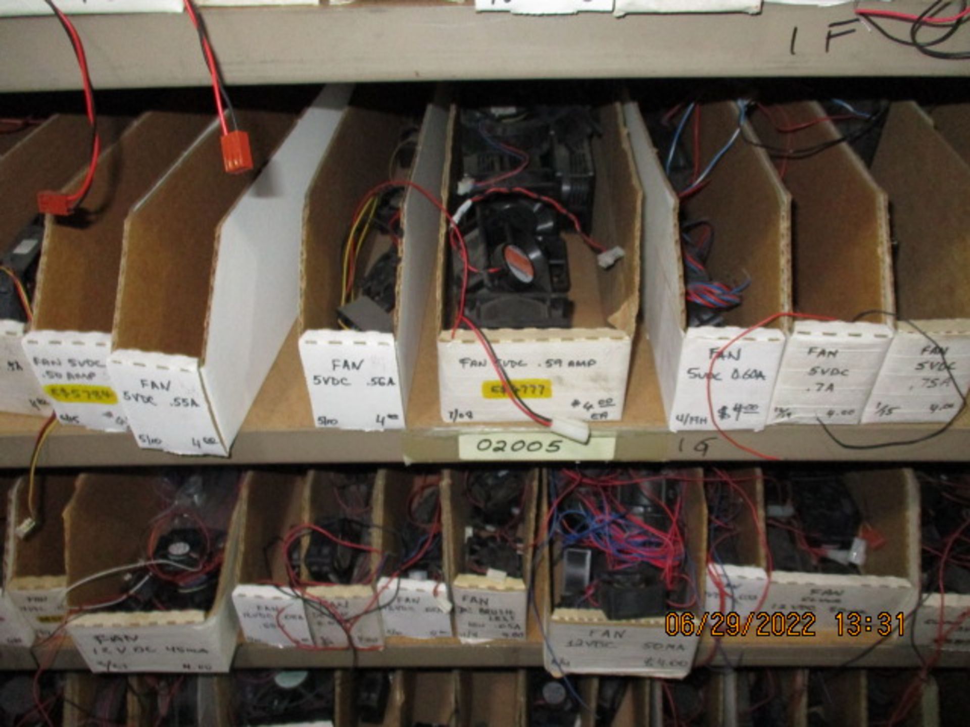 CONTENTS OF SHELVING UNIT CONSISTING OF ASSORTMENT OF FANS - Image 15 of 19