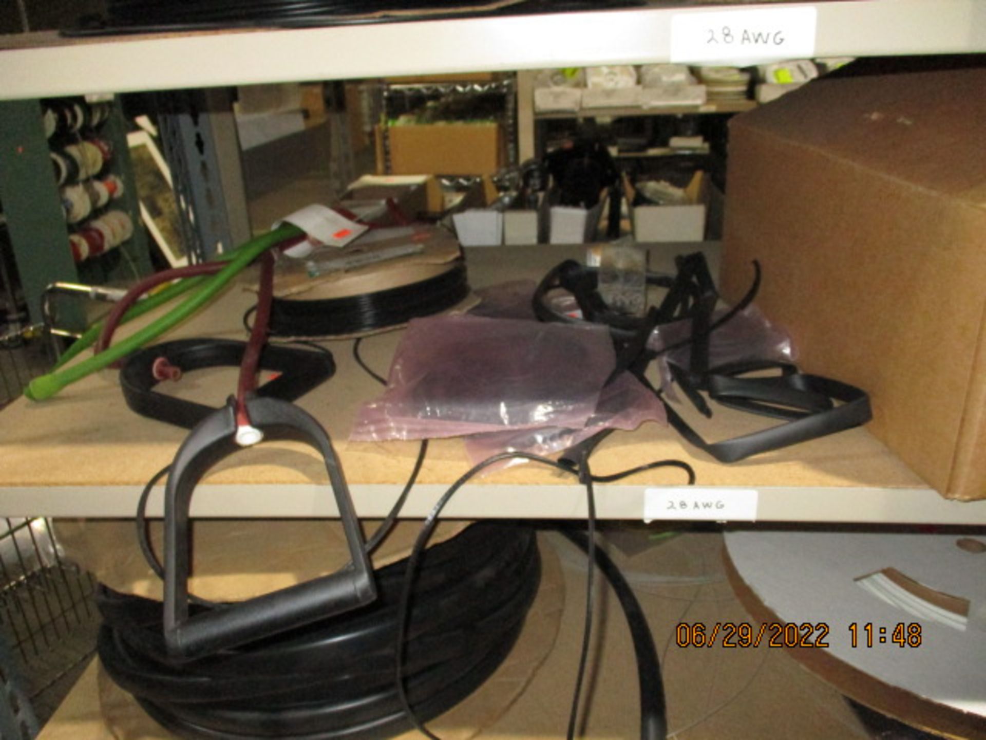 CONTENTS OF SHELVING UNIT CONSISTING OF ASSORTMENT OF TUBING - Image 5 of 12