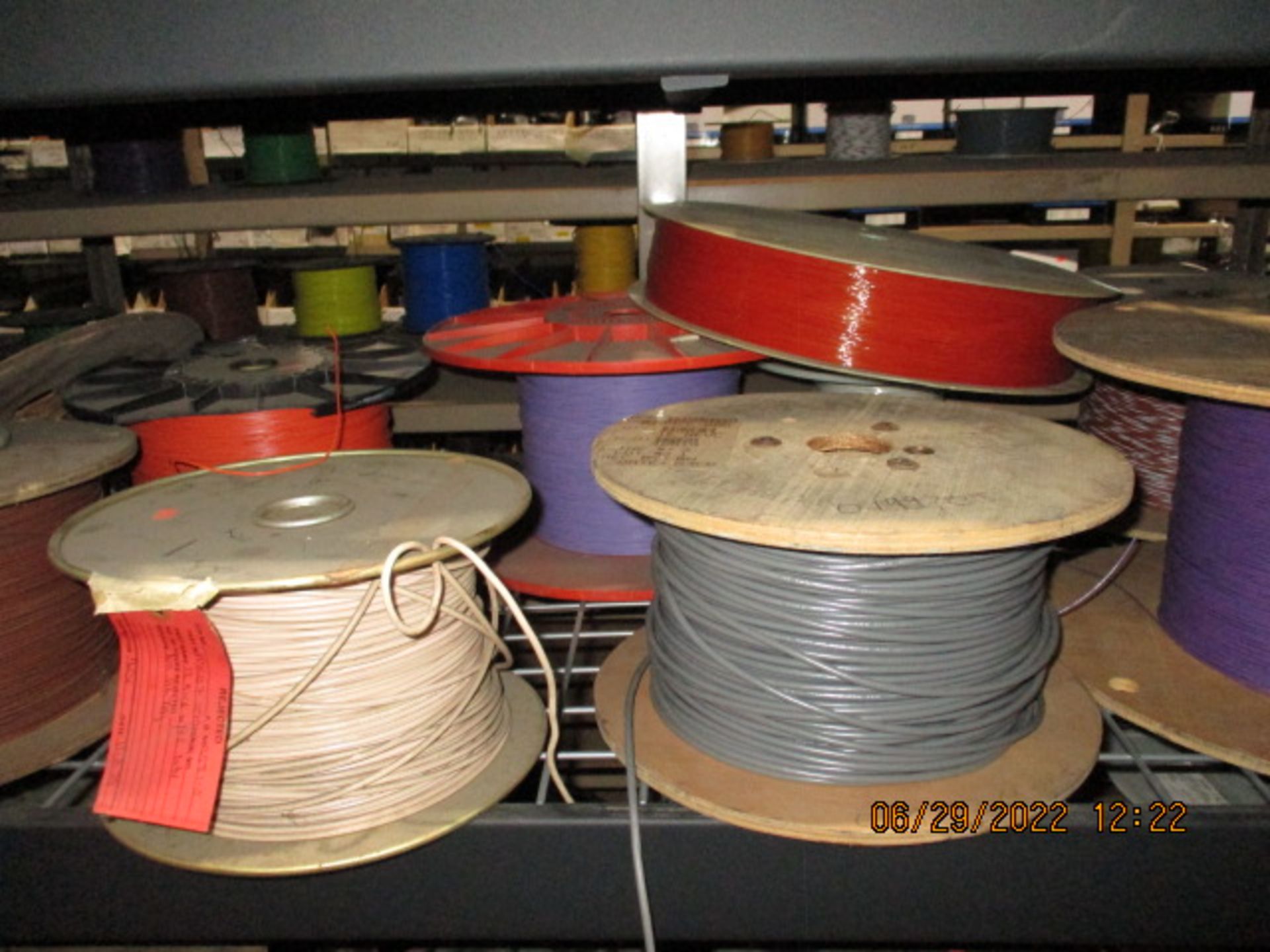 CONTENTS OF SHELVING UNIT CONSISTING OF ASSORTMENT OF CABLE/WIRE - Image 8 of 12