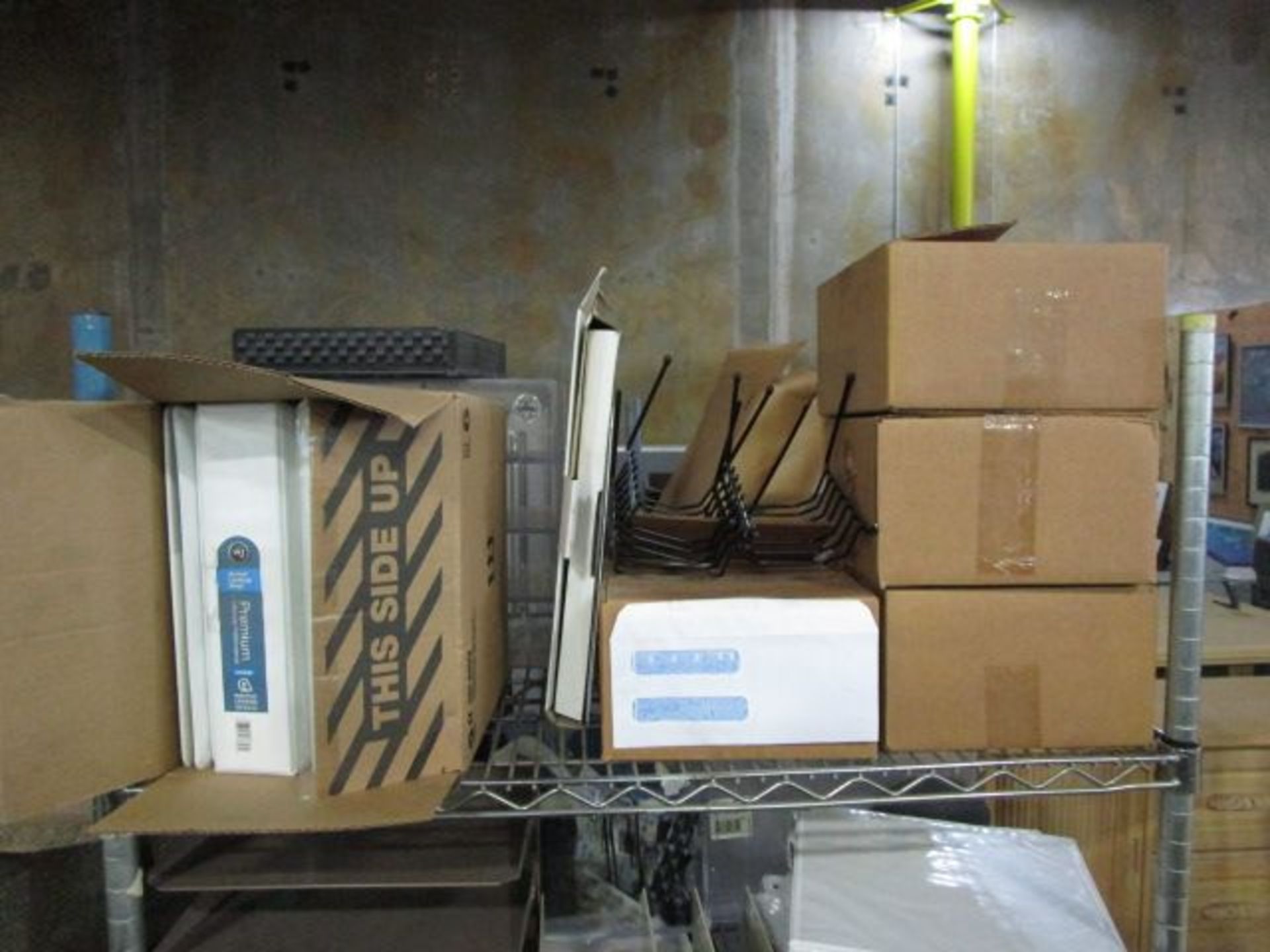 SHELVING UNIT CONSISTING OF OFFICE SUPPLIES - Image 2 of 5