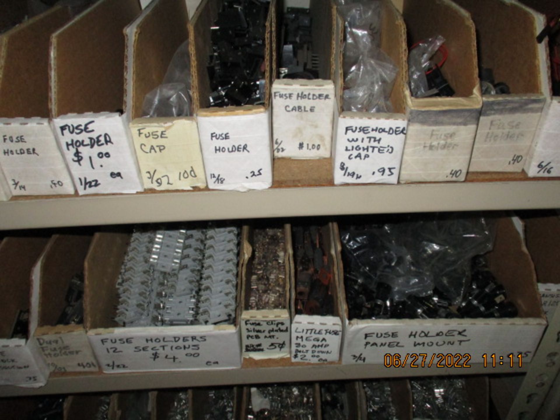 CONTENTS OF SHELVING UNIT CONSISTING OF ASSORTED FUSE HOLDERS - Image 7 of 7