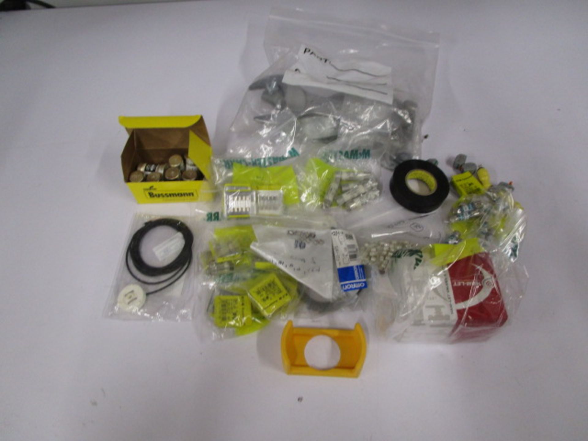 LOT TO INCLUDE: FUSES, ELECTRICAL TAPE, ORINGS
