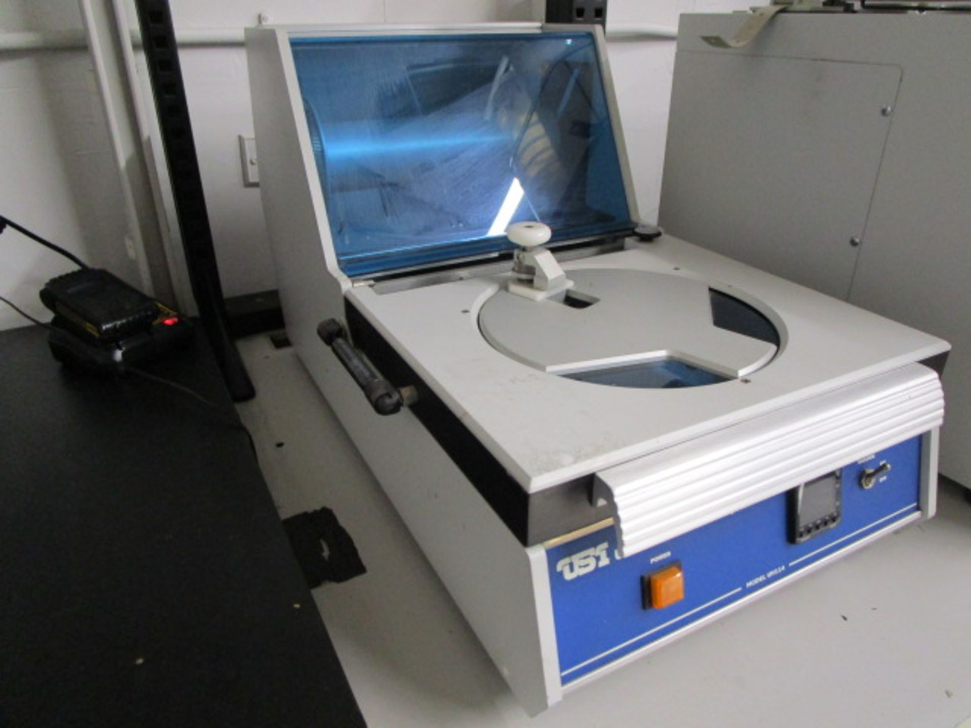 USI ULTRON SYSTEMS INC. MODEL UH114 WAFER FRAM FILM MOUNTER - Image 4 of 4