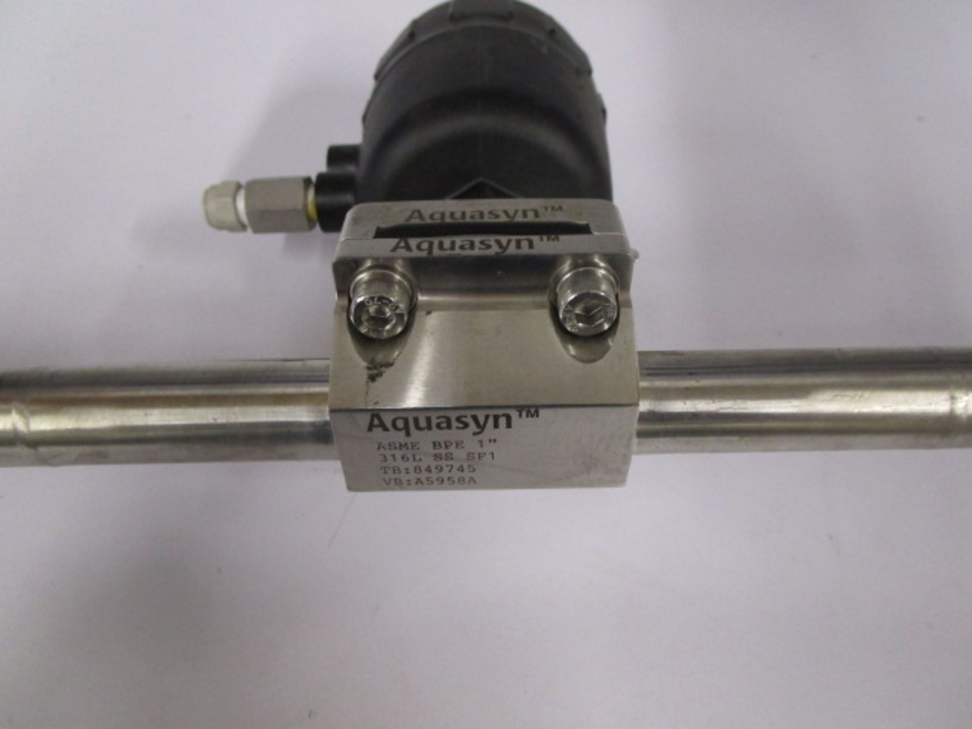AQUASYN DIAPHRAM VALVE ATTACHED TO TUBE - Image 2 of 5