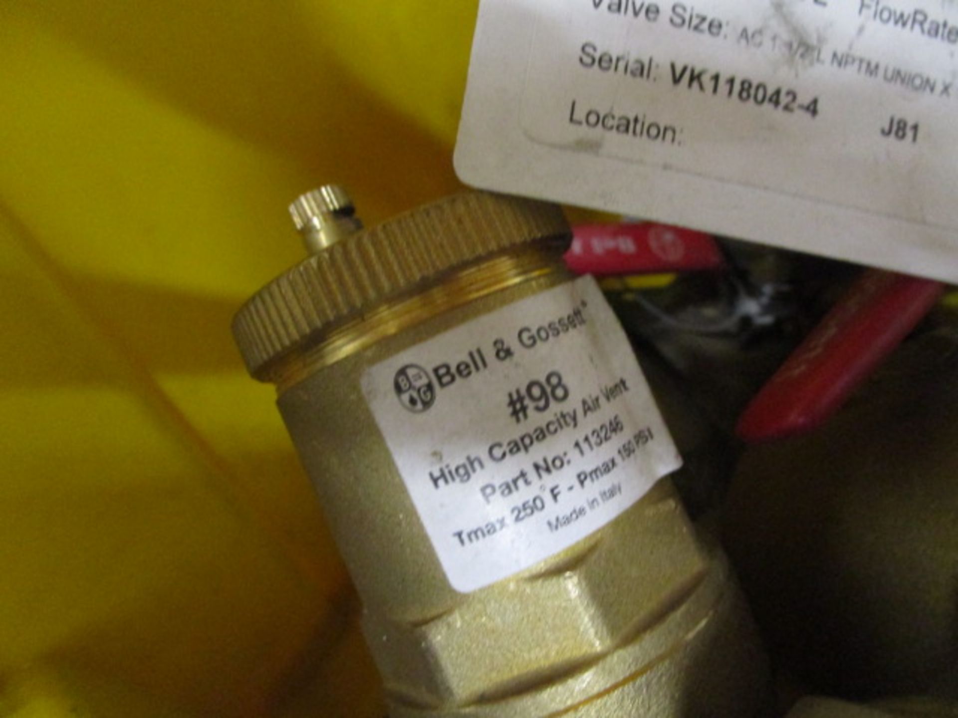 LOT TO INCLUDE: Assortment of BELL & GOSSETT 98 High Capacity Air Vent and BELL & GOSSETT AC Valve - Image 3 of 5