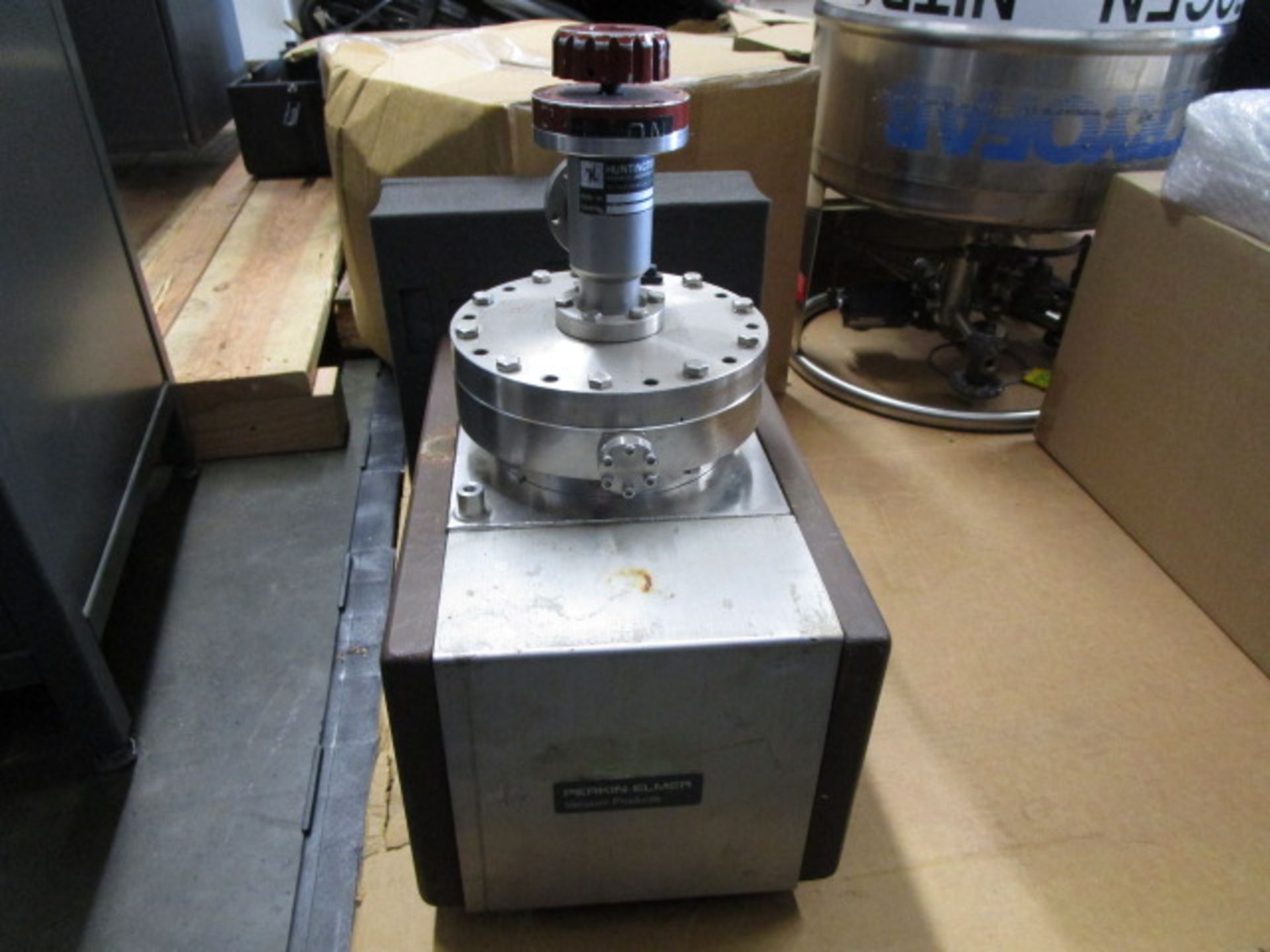 Perkin Elmer Vacuum Products Ion Pump