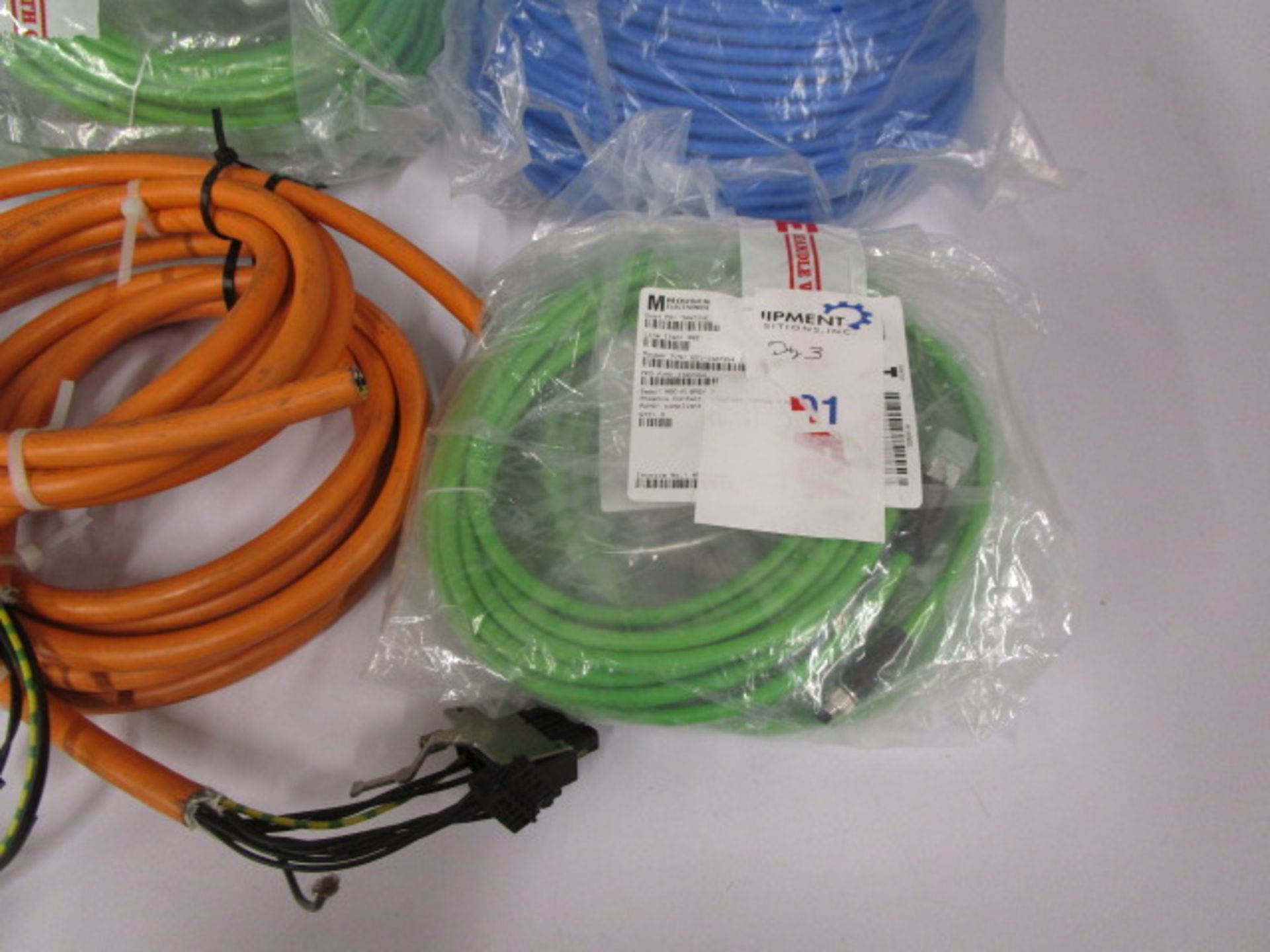 LOT TO INCLUDE: ASSORTMENT OF CABLE - Image 8 of 8