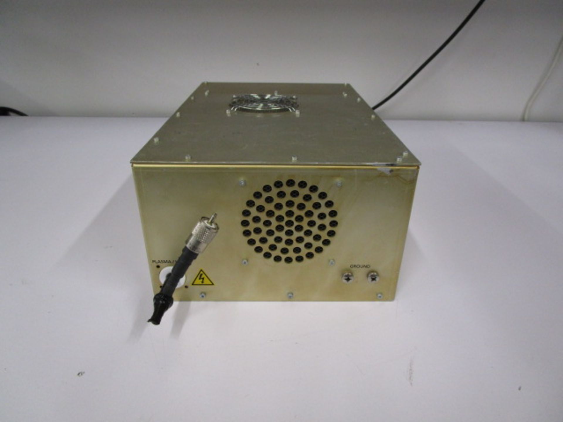 DRESSLER MODEL VM 1000 A, 1000W, 13.56MHZ RF POWER GENERATOR