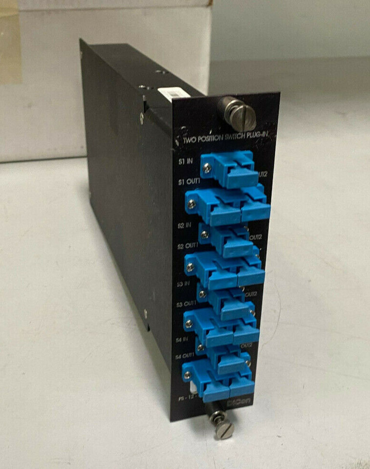 DiCon PS-12-4-9-13/16-SC/UPS Fiberoptic Switch