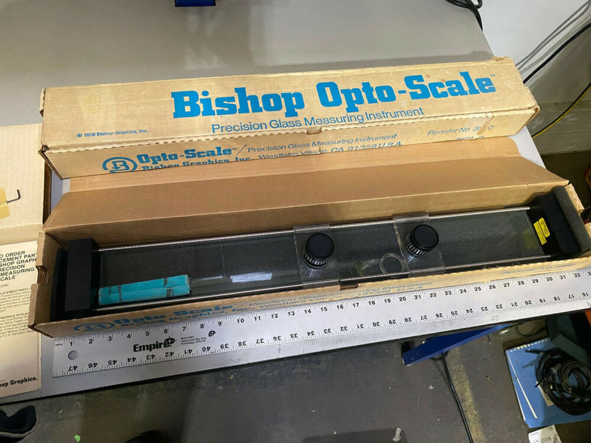 Bishop Graphics Model 3581 Opto-Scale II Precision Glass Measuring Instrument