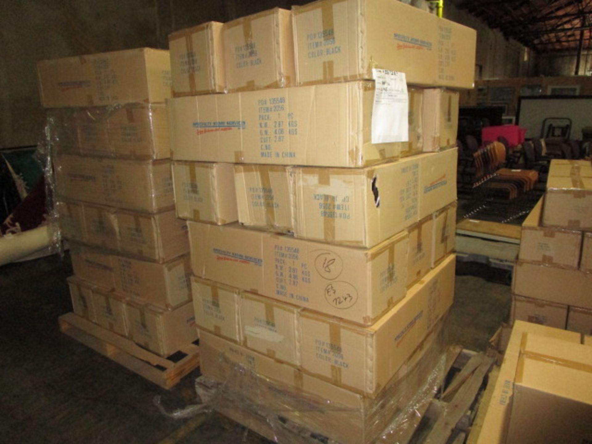 PALLET CONTAINING CONTENTS OF MAGAZINE RACKS - Image 2 of 3