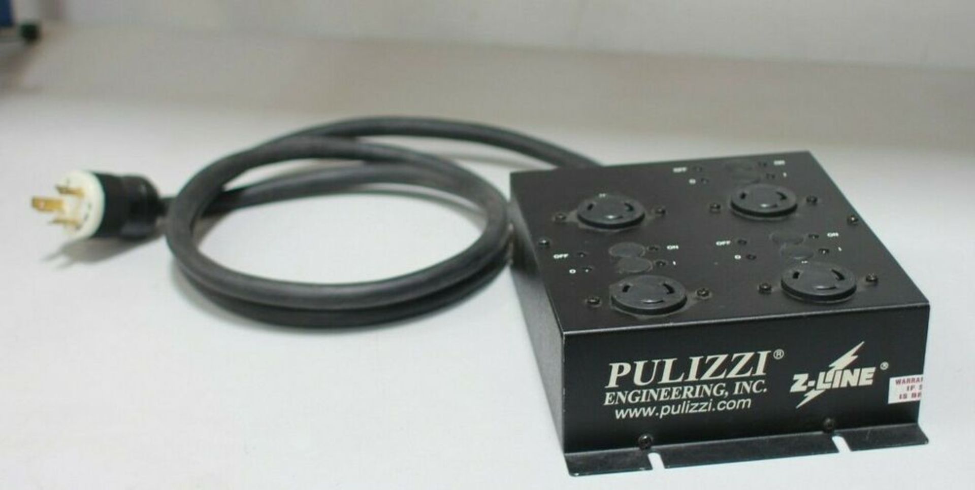 Pulizzi Engineering Z-Line Eaton LPC208-1P Power Distribution System 240 Volt