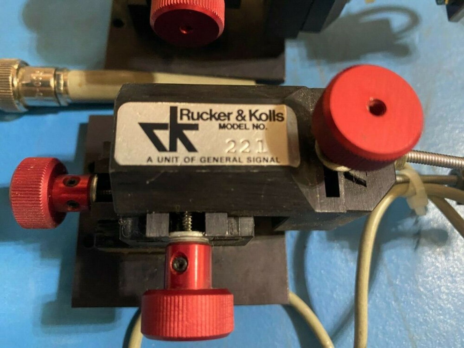 Rucker & Kolls by General Signal Model 221 Probe Micro-Positioner