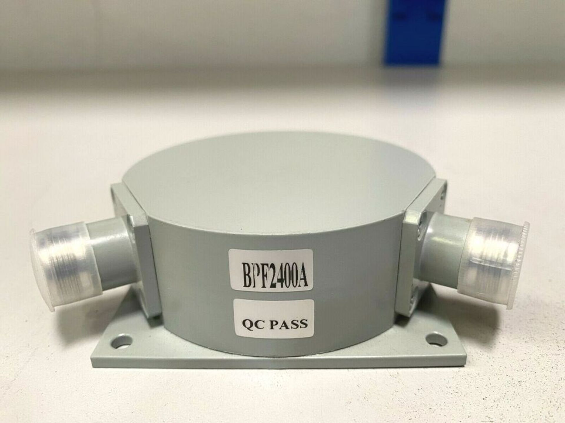 L-COM BPF2400A 2.4 GHz Ultra High Q 4-Pole Outdoor Bandpass Filter, Full Band