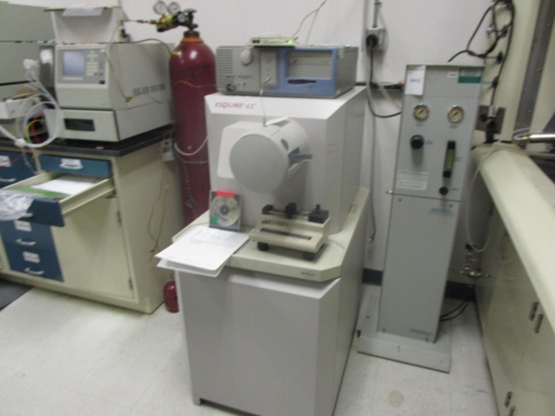 Esquire ION Trap Mass Spectrometer connectible to syringe pump or HPIC system, comes with original - Image 12 of 16