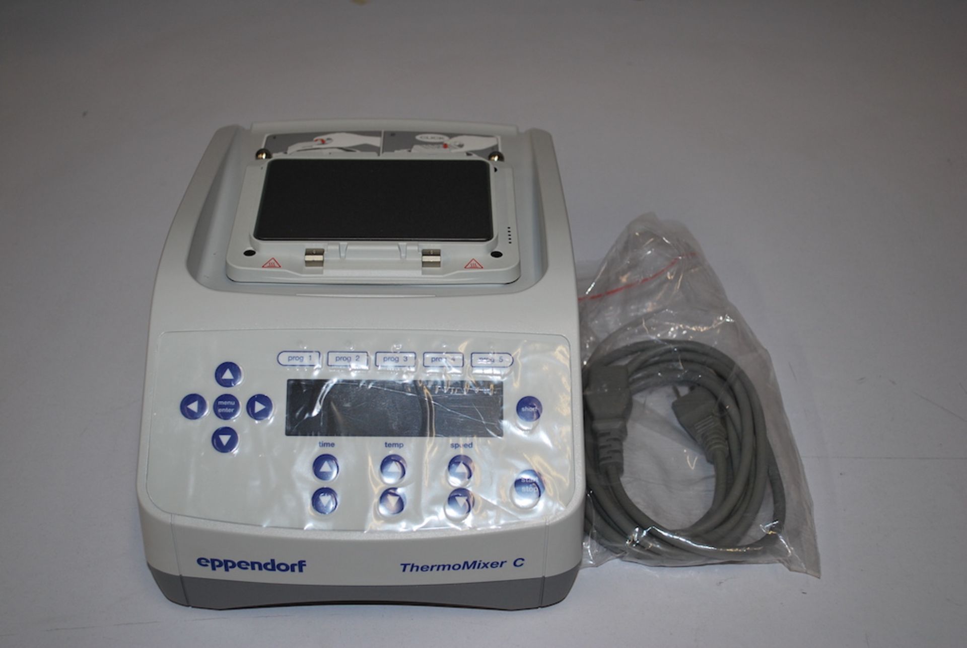 EPPENDORF THERMO MIXER C (NEEDS THERMO BLOCK) - Image 2 of 6