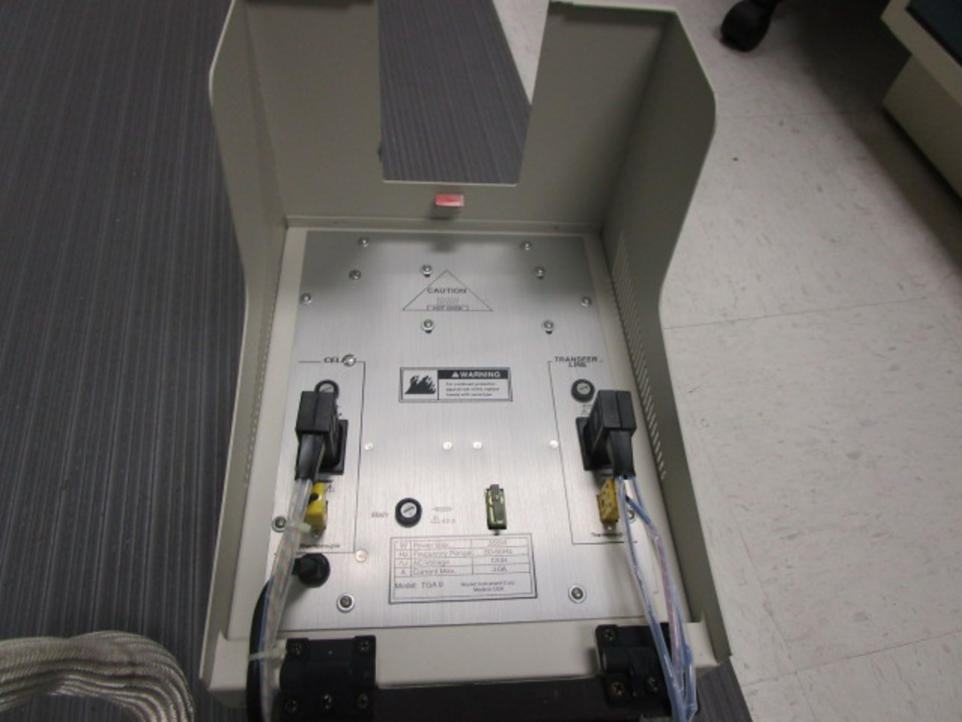TGA interface to Nicolet FTIR spectrophotometer - Image 6 of 9